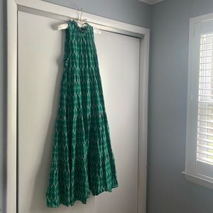 Green maxi dress